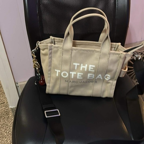 Marc Jacobs Handbags - Marc Jacobs Tan Tote Bag with Black Strap